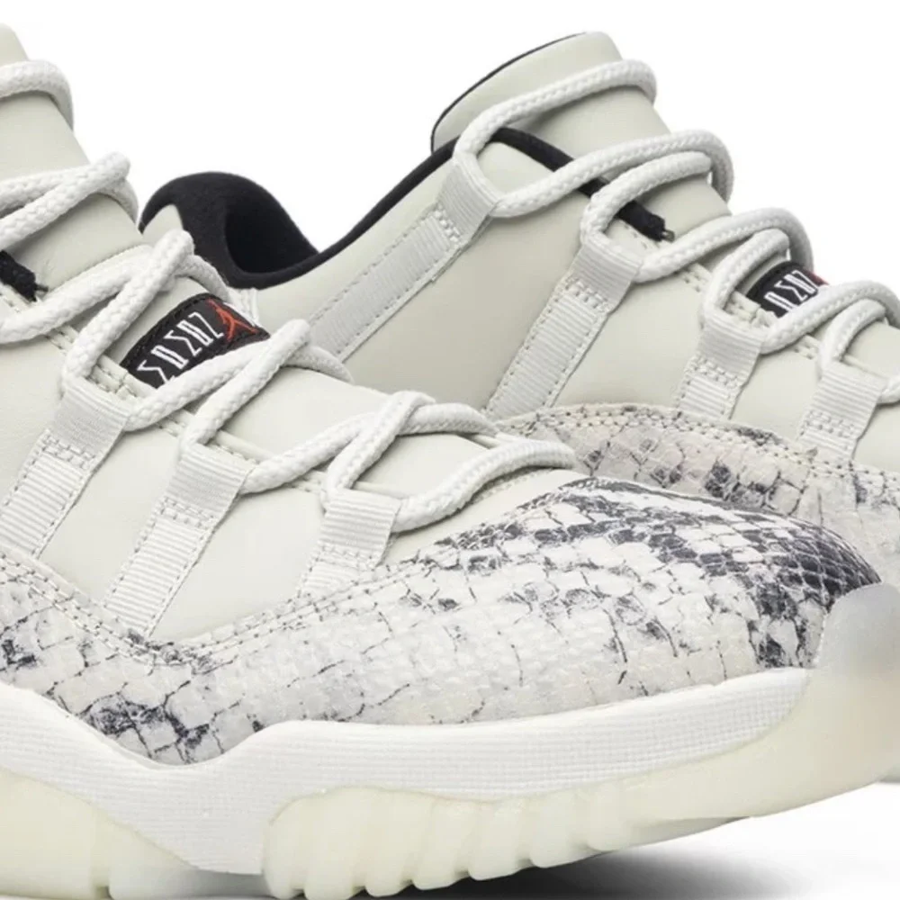 NEW Air Jordan 11 Low, Light Bone Snakeskin, M 7.5 / W 9